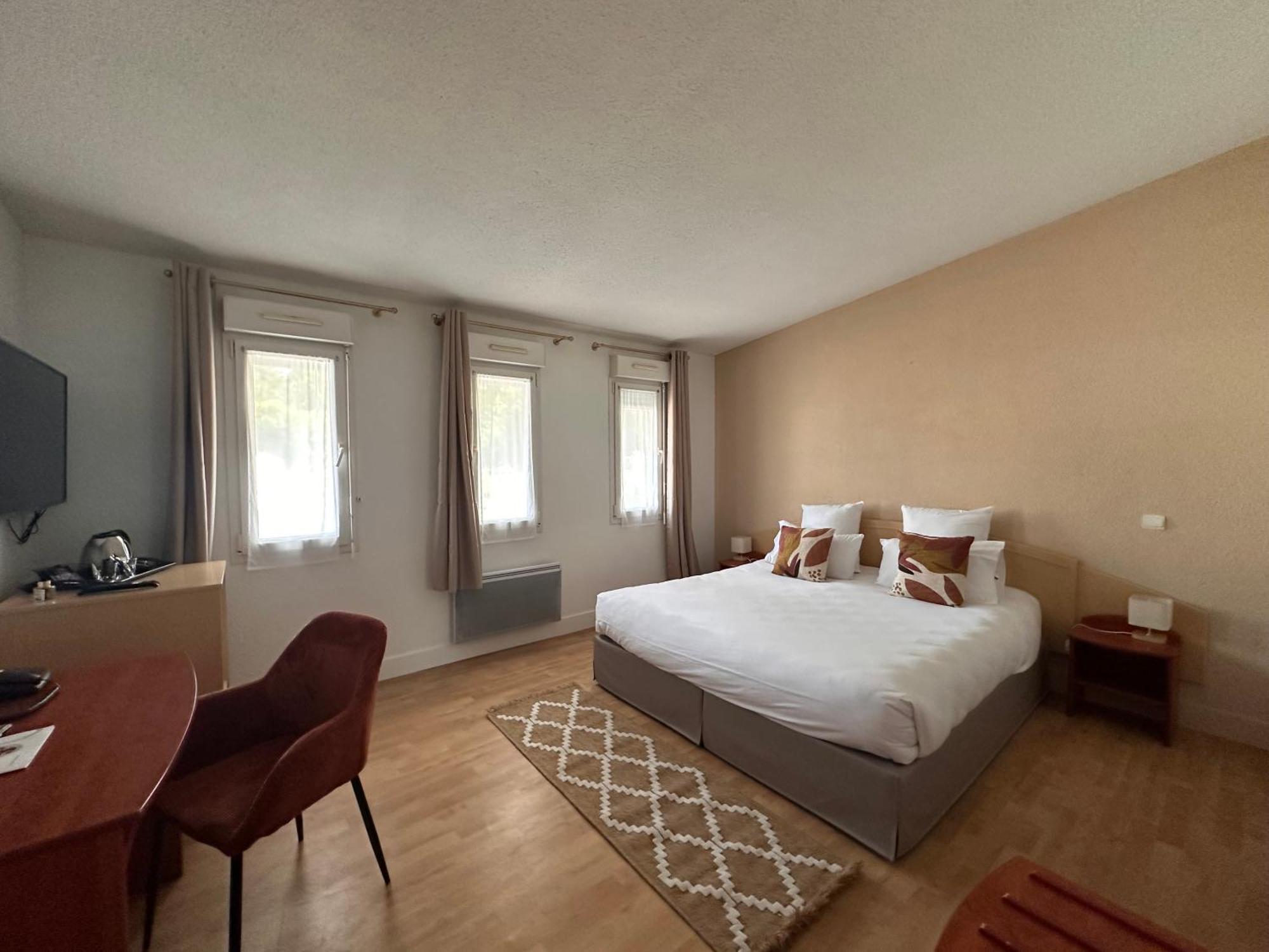 Hotel - Domaine De La Blanchardiere - Le Mans Changé المظهر الخارجي الصورة